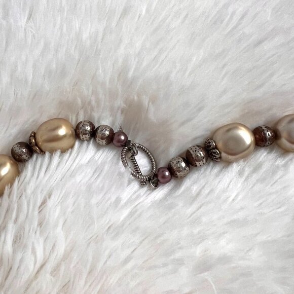 Handmade Beaded Goldtone Necklace with Earrings 24 in - Picture 13 of 13